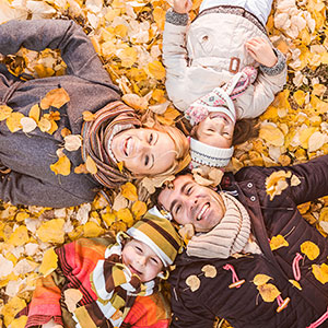 Tips For Taking Your Own Family Fall Photos While on Vacation